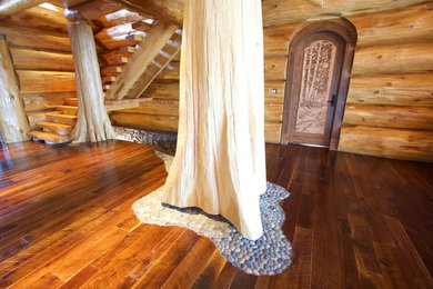 Example of a mountain style home design design in Vancouver