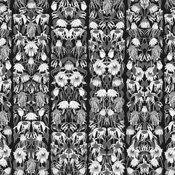 Archives-06 Withered Flowers/black - Wallpaper