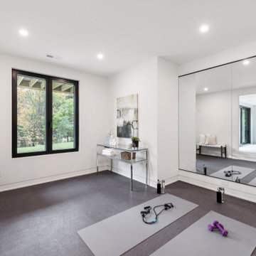 W 55th St, Edina