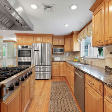 17 Stonepost Road, Glastonbury, CT 06033