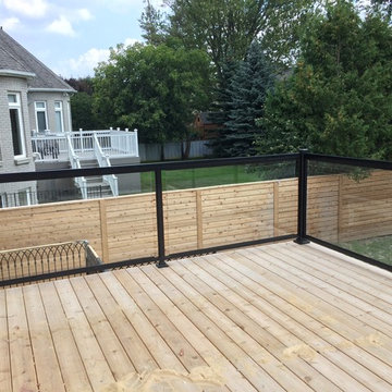 Aluminum and Glass Deck Railings - 112