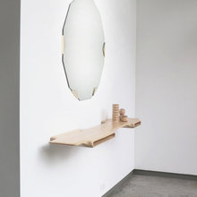 17047 Entryway Furniture
