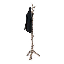 COAT TREE
