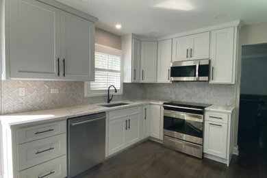 Kitchen photo in Chicago