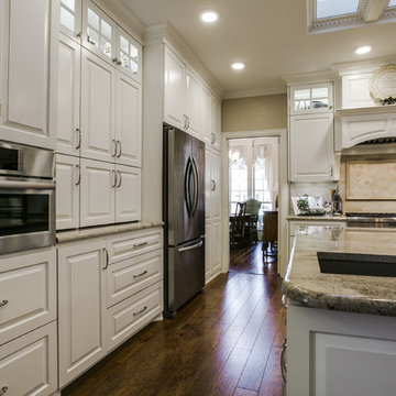 Kitchen, Living Area, and Laundry Room (Ross Downs, Colleyville)