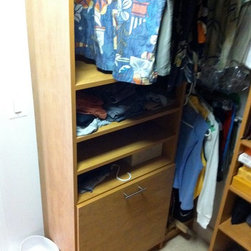 Walk-in Closets - Hampers