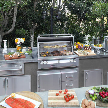 Outdoor Kitchens