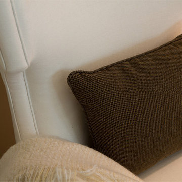 Contemporary Pasadena Condo Guest Chair