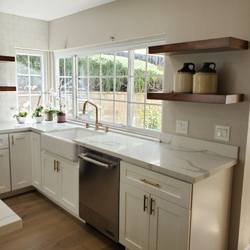Farm sink & Floating Shelves