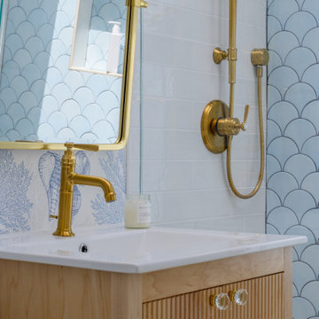 Pacific Ocean bathroom