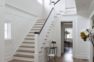 Transitional entryway photo in New York