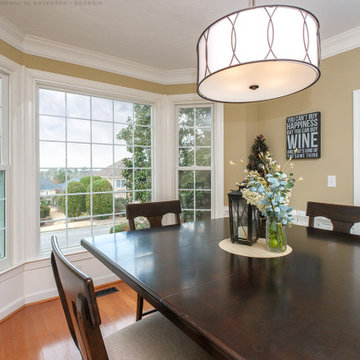 Bay Window in Gorgeous Dining Room - Renewal by Andersen Georgia