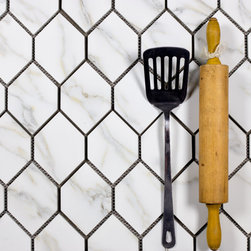 Abolos - Nature 3.5 in x 5.125 in Glass Honeycomb Waterjet Mosaic in Calacatta White Gold - Mosaic Tile