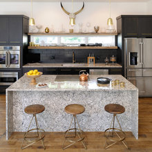 Black Kitchen