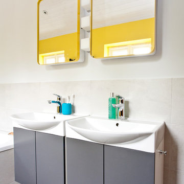 Colorful kids bathroom