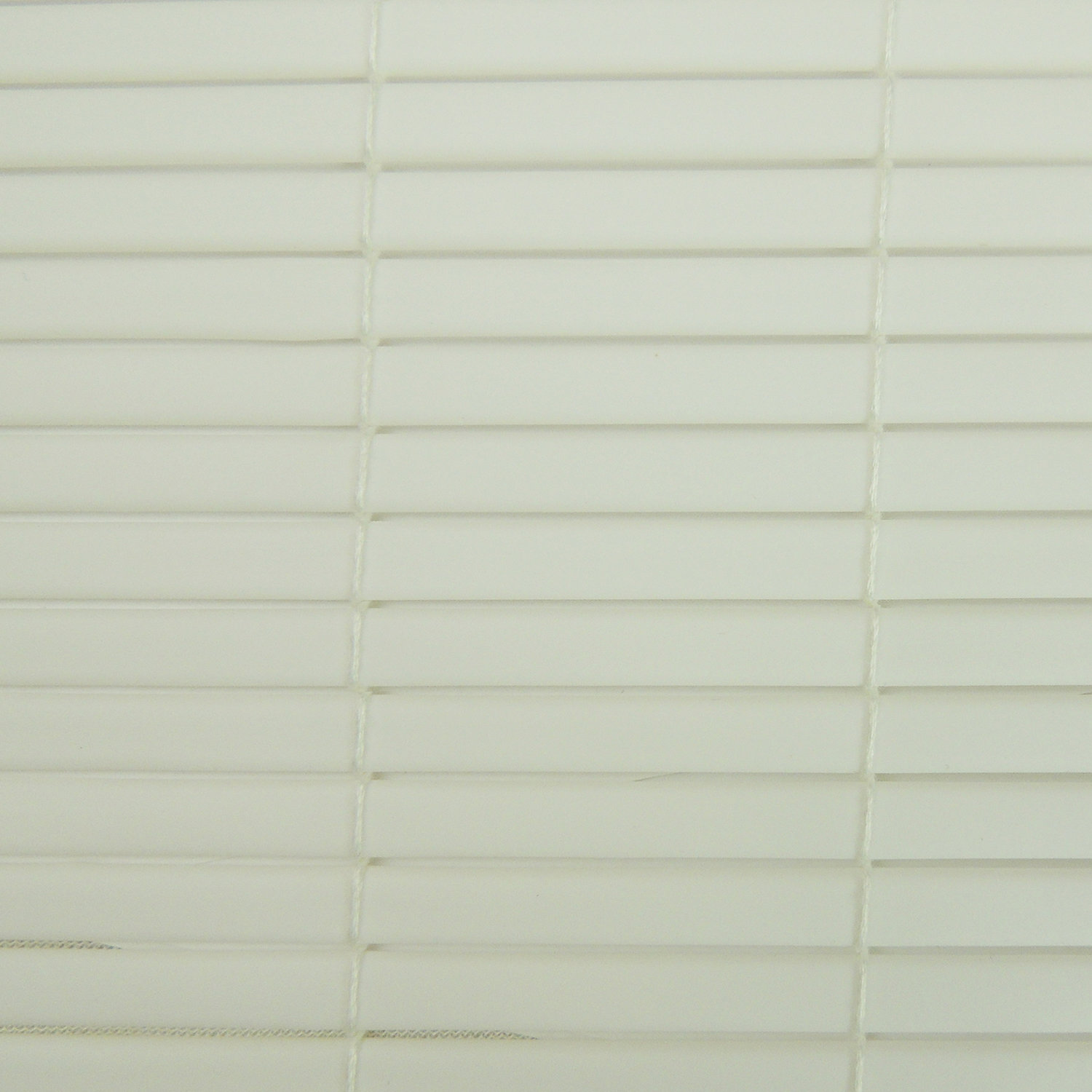 1/4" PVC Cord Free Roll-Up, White, 60x72