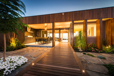 Design ideas for a contemporary exterior in Adelaide.
