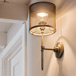 SPINNERSTOWN STONE HOUSE. - Lighting