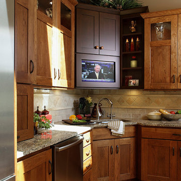 Door style: Pendleton W | Species: Cherry | Finishes: Truffle and Coffee