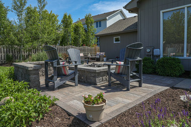 Elegant patio photo in Omaha