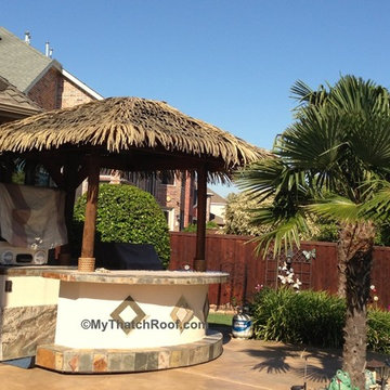 Outdoor Grills/Tiki Bars