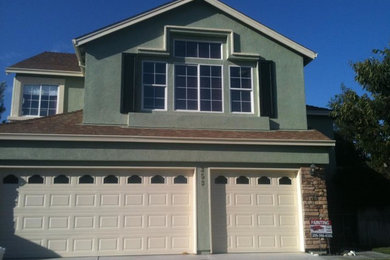 Garage - large traditional garage idea in Sacramento