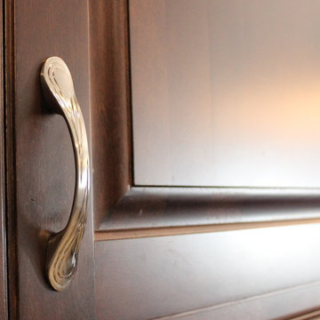 Moline, IL- Control Kitchen Clutter With a Custom Locker