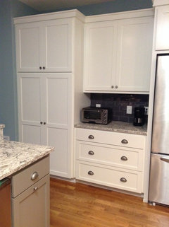 Help Me Choose A Benjamin Moore White Color For Kitchen Cabinets