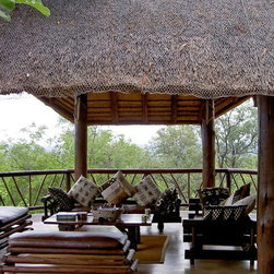 Livng treehouses by Treehouse Life - Garden Rooms & Studios
