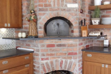 Elegant kitchen photo in New Orleans