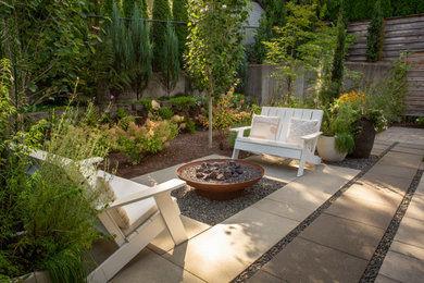 Example of a trendy patio design in Portland