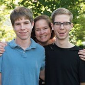 Sharon Lowe's photo