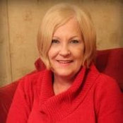 Connie Averys foto