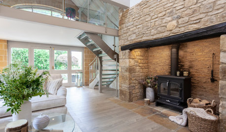Houzz Tour: A Full Redesign Brings a Converted Barn Up to Date