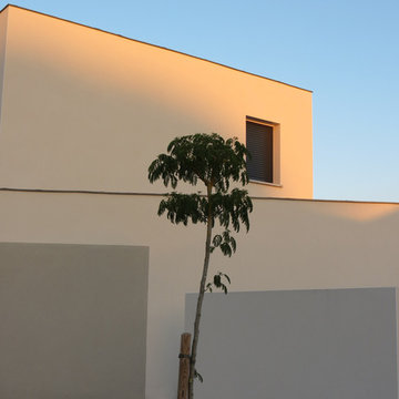 Maison T.