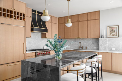 Trendy kitchen photo in New York