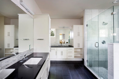 Minimalist bathroom photo in Other