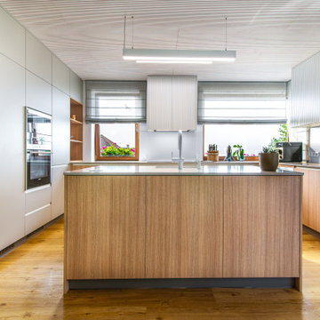 NAVA Design - Noble Ivory White kitchen