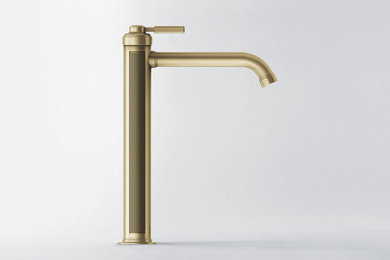 Inspiration for a traditional bathroom in Bordeaux.