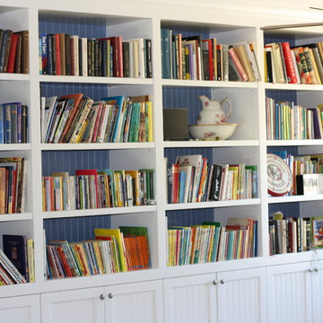 Custom Built In Bookshelves
