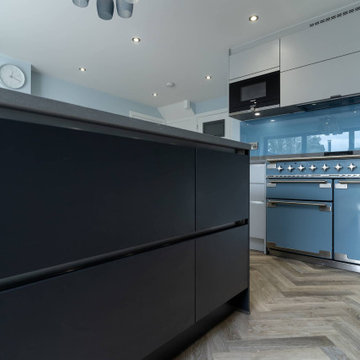 Contemporary blue kitchen in Thame