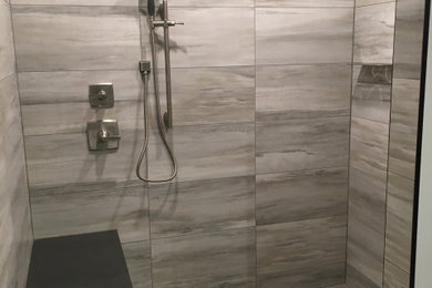 Bathroom - modern bathroom idea in Other
