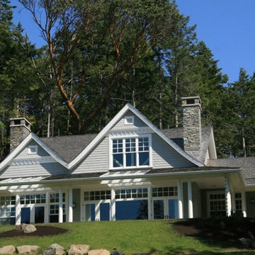 Mayne Island Hampton Style