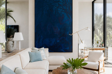 Living room photo in Miami
