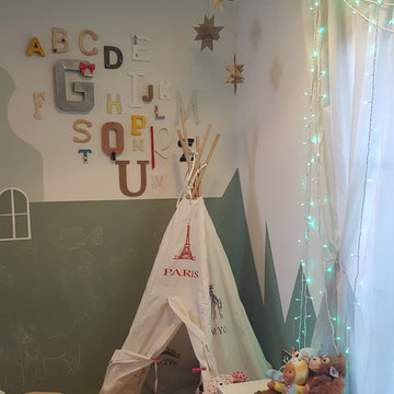 Play area in breakfast room