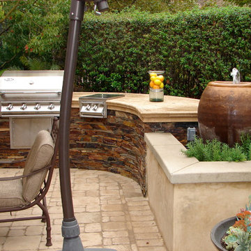 Outdoor Kitchens/BBQ's