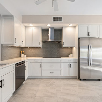 Beautiful Naples Condominium, Bayfront