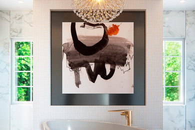 Bathroom - contemporary bathroom idea in Miami