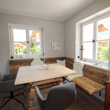 Eckbank aus Altholz