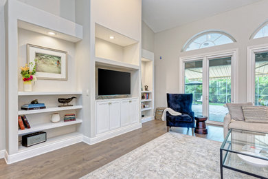 Inspiration for a living room remodel in Tampa